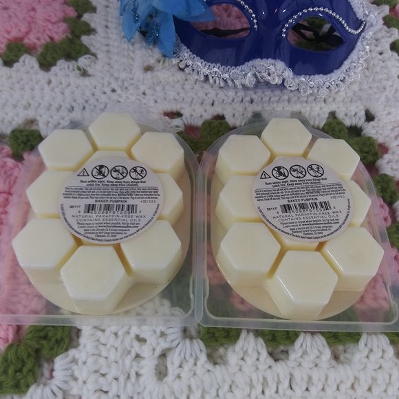 Burt's Bees Baked Pumpkin Natural Soy Wax Melts 2 Packs - Picture 3 of 3